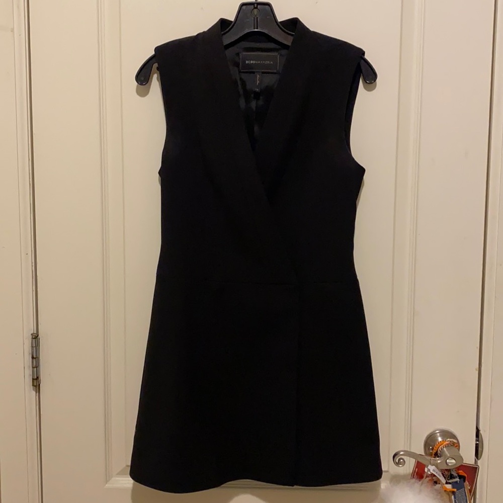 Mini black dress  /BCBG Maxazria 🖤